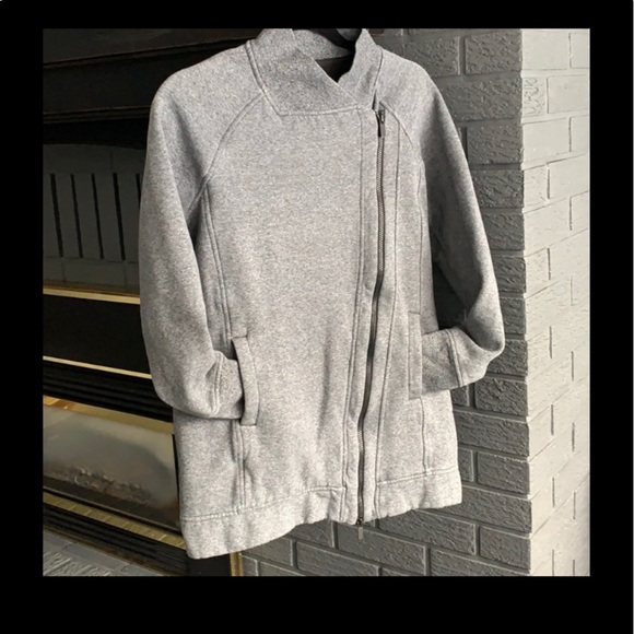 Lululemon Side Zip hoodie - Picture 2 of 5